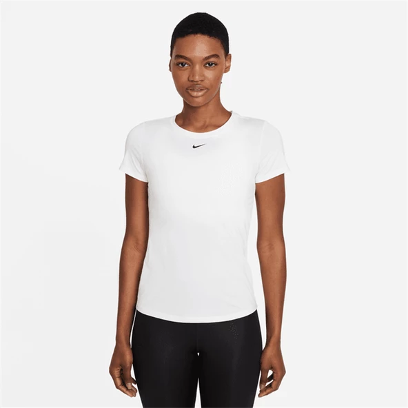 Nike Dri-FIT One Dar Kesim Kısa Kollu Kadın Üstü - 12
