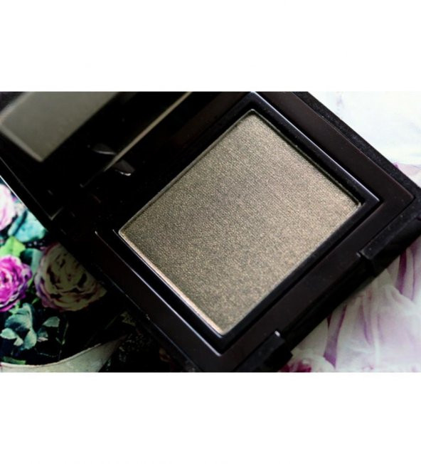 LAURA MERCIER SATEEN  EYE SHADOW REFILL PEWTER ürün görseli 1