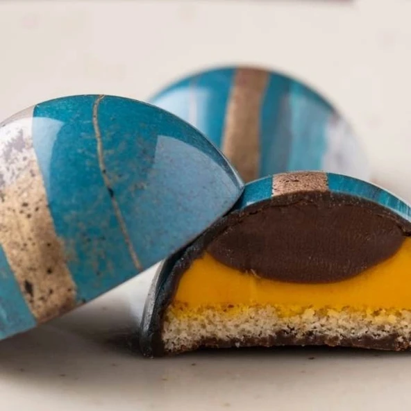 Polikarbon Yuvarlak Pralin Çikolata Kalıbı 10.5 gr | Cm-3262 - Resim 3