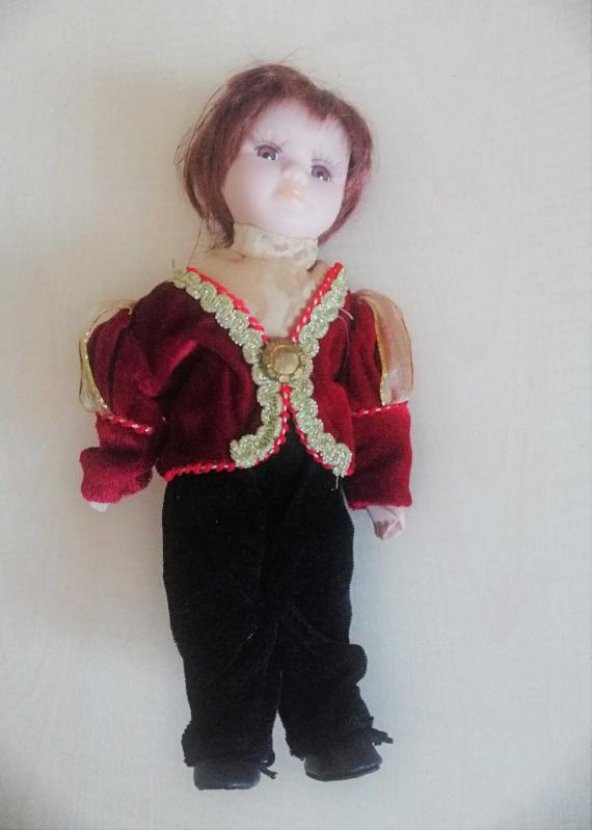 AVRUPA PORSELEN OYUNCAK PORSELEN BEBEK N0 229