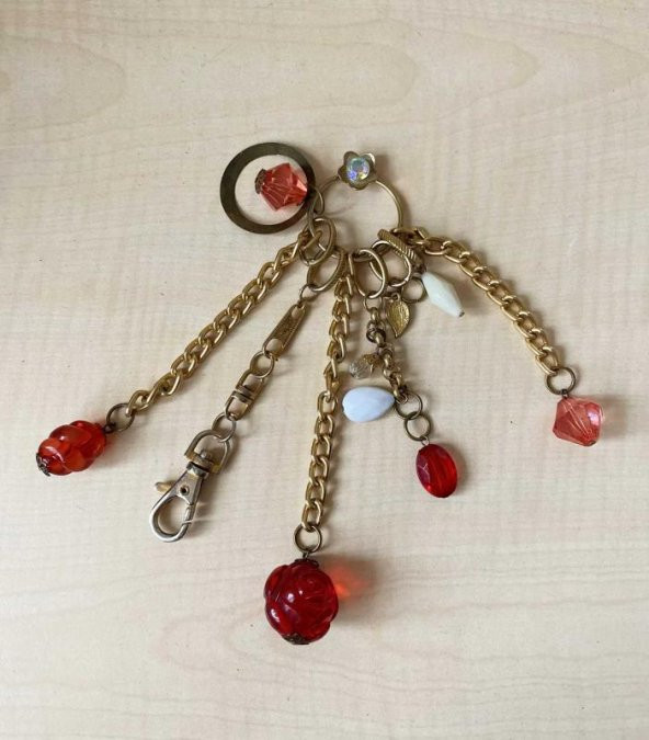 BONCUKLU ANAKTARLIK KOLYE ÇANTA SÜSÜ