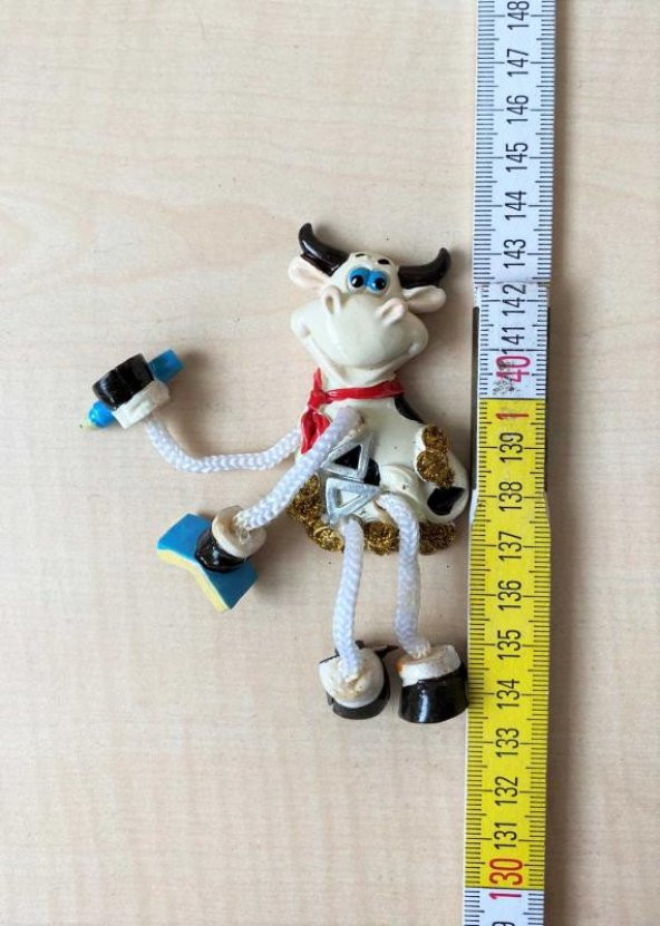Sanat Taciri - Seramik Kırmızı Kurdaleli İnek Magnet Koleksiyonluk - 2