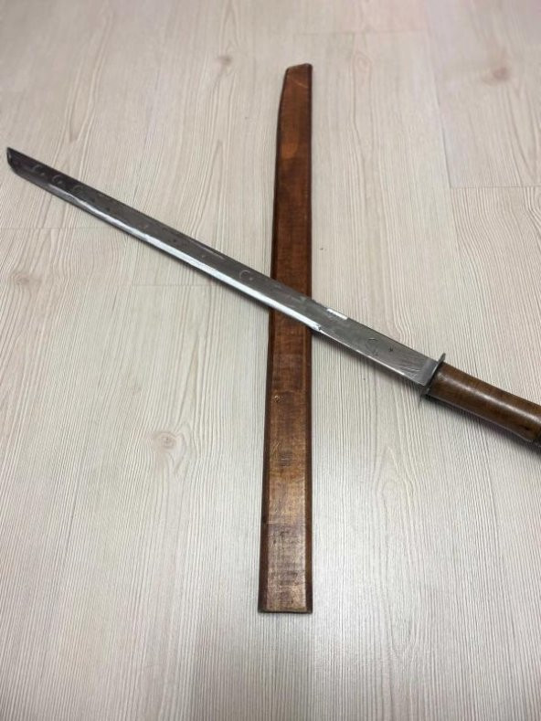 87 CM EL YAPIMI İŞLMELİ KILIÇ AHŞAP SAPLI VE AHŞAP KILIFLI KILIÇ - 2