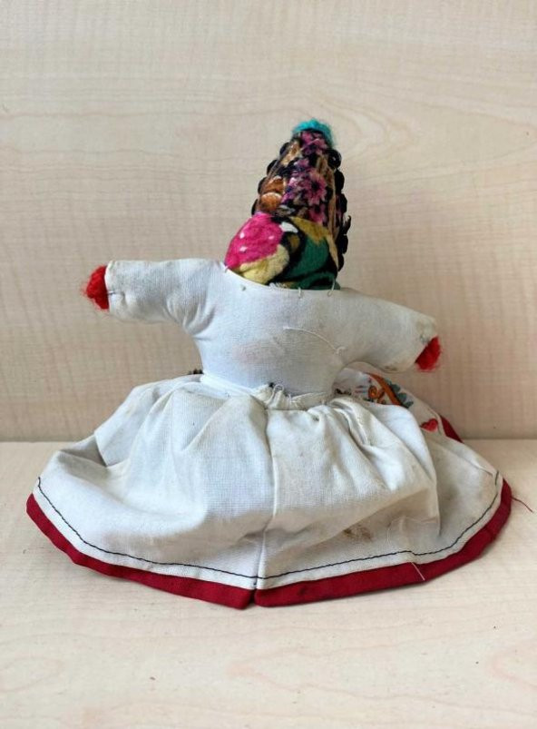 El Yapımı Köylü Kadını Oyuncak Bebek NO 94 - Resim 2