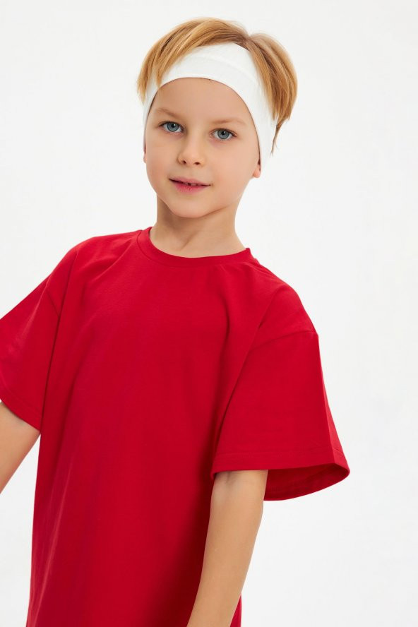 Kırmızı-Beyaz Erkek Çocuk %100 Pamuklu Penye Oversize Kırmızı T-Shirt Yumuşak Beyaz Bandana 2'Lİ TAKIM TrendSeri1