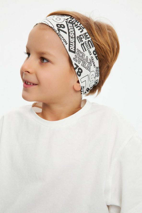 Beyaz Desenli-Beyaz Erkek Çocuk %100 Pamuklu Penye Oversize Beyaz T-Shirt Yumuşak Bandana 2'Lİ TAKIM Trend Seri 4 - 3