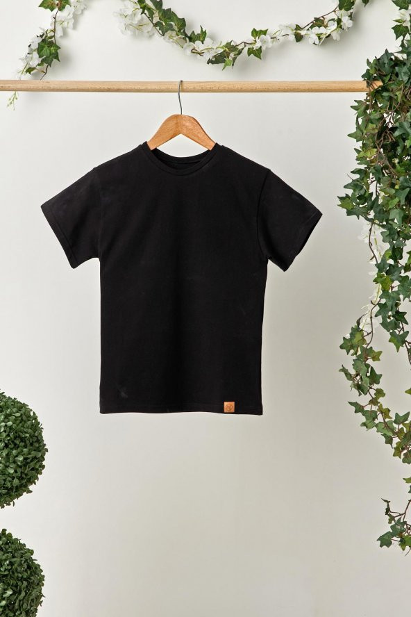 Siyah Erkek Çocuk Kısa Kollu Bisiklet Yaka Terletmez, Yumuşak Rahat %100 Pamuklu Penye T-Shirt