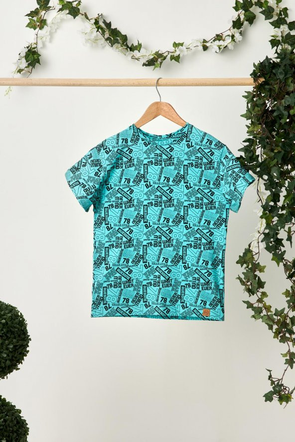 Turkuaz Erkek Çocuk Kısa Kollu Desenli Bisiklet Yaka Terletmez, Yumuşak Rahat %100 Pamuklu Penye T-Shirt