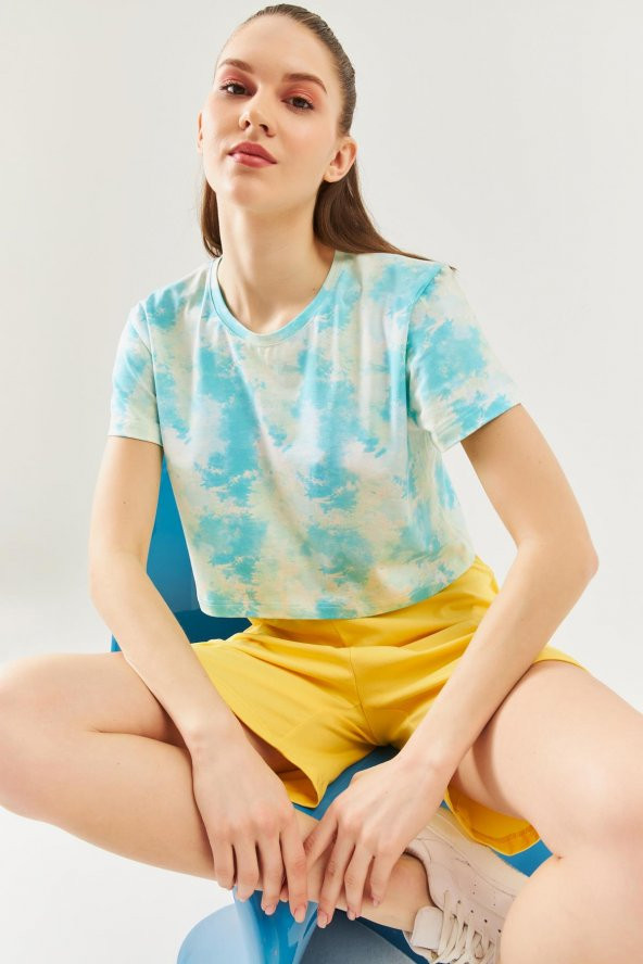 Batik Doğa Oversize Rahat %100 Pamuklu Penye Bisiklet Yaka Kısa Kol Basic Crop T-Shirt