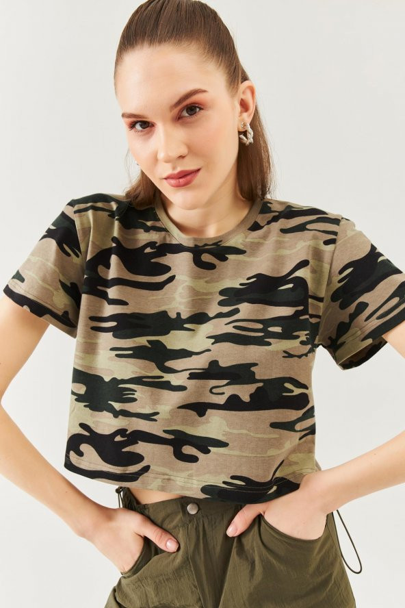 Kamuflaj Oversize Rahat %100 Pamuklu Penye Bisiklet Yaka Kısa Kol Basic Crop T-Shirt - 2