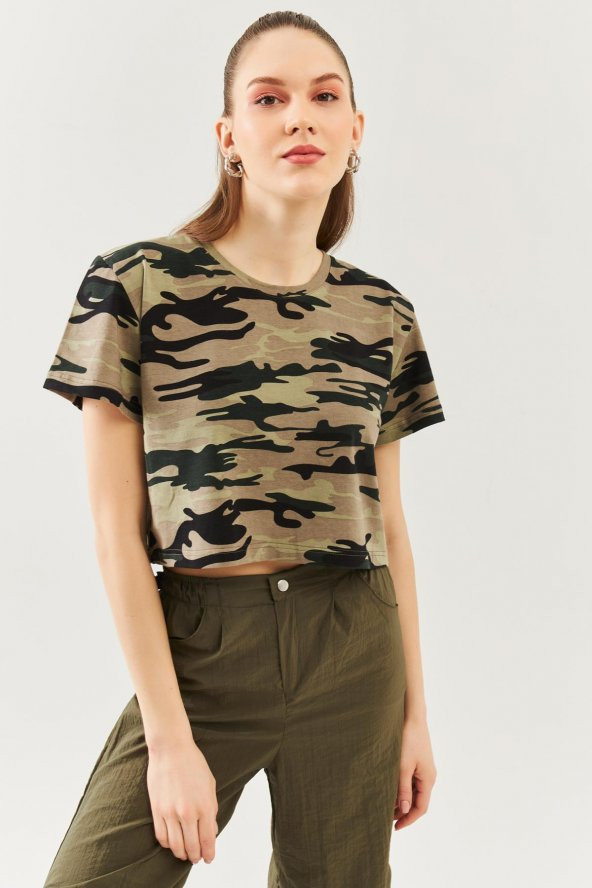 Kamuflaj Oversize Rahat %100 Pamuklu Penye Bisiklet Yaka Kısa Kol Basic Crop T-Shirt - 3