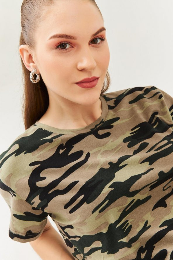 Kamuflaj Oversize Rahat %100 Pamuklu Penye Bisiklet Yaka Kısa Kol Basic Crop T-Shirt - 8