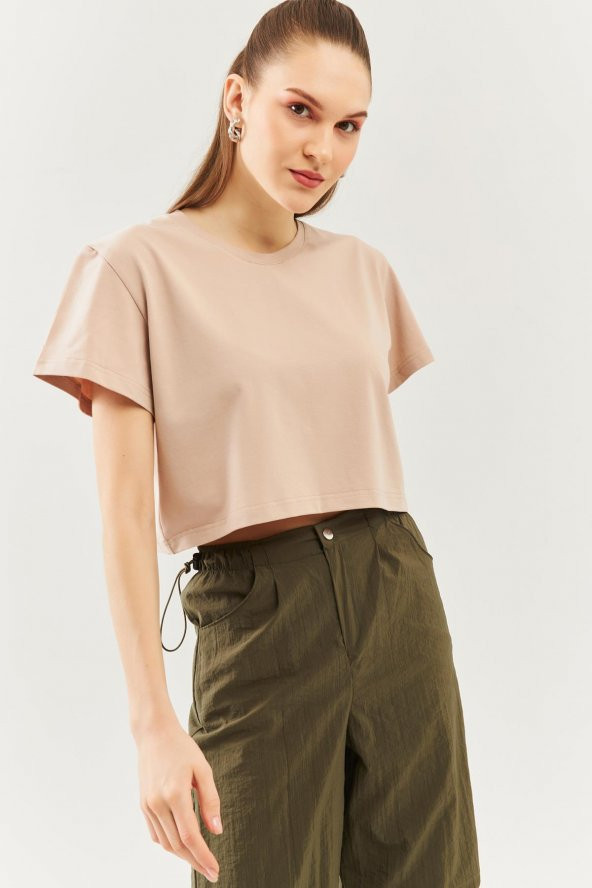 Açık Kahve Oversize Rahat %100 Pamuklu Penye Bisiklet Yaka Kısa Kol Basic Crop T-Shirt - 3