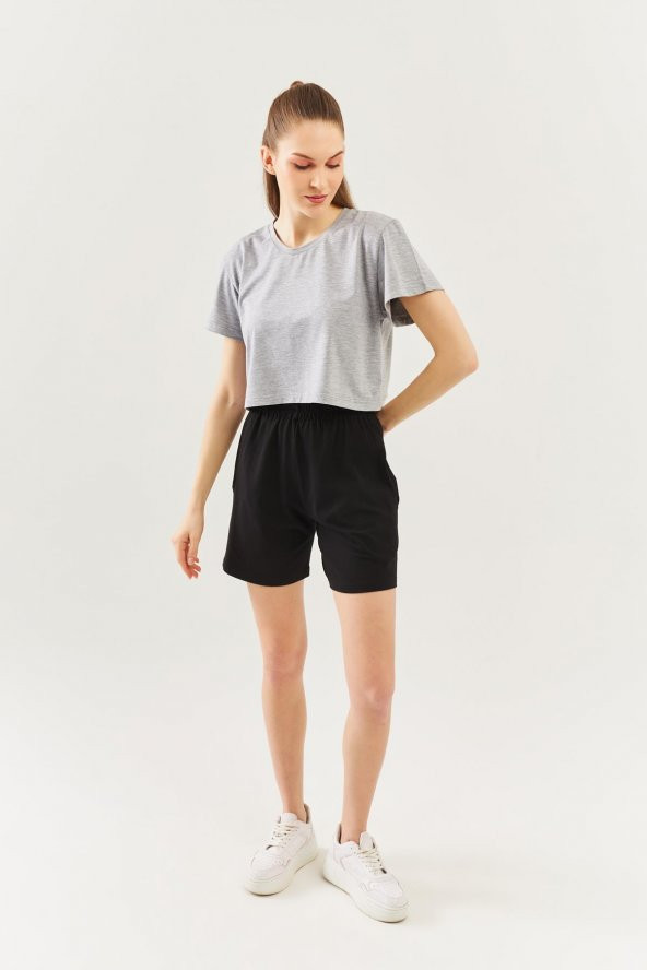 Gri Oversize Rahat %100 Pamuklu Penye Bisiklet Yaka Kısa Kol Basic Crop T-Shirt - 6