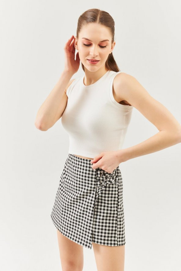 Beyaz Sıfır Kol Bisiklet Yaka Vücuda oturan %100 Pamuklu Kaşkorse Esnek Crop Bluz - 7