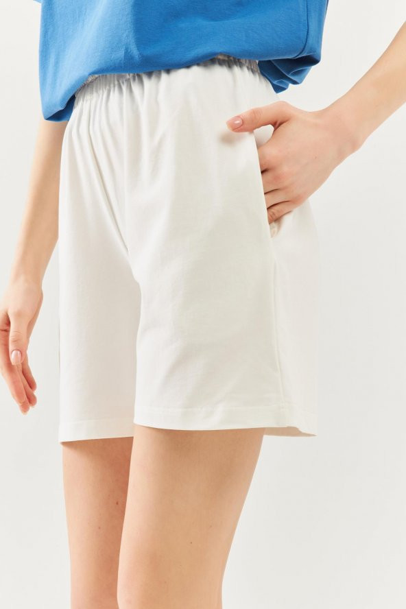 Beyaz Rahat %100 Pamuklu Penye Beli  Lastikli Bel Cepli Kısa Trendy  Kadın Şort - 6