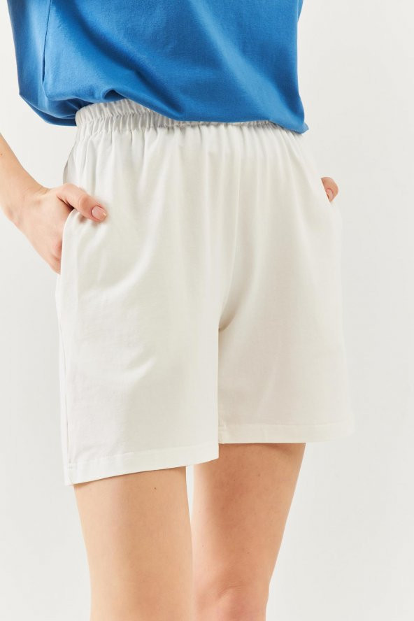 Beyaz Rahat %100 Pamuklu Penye Beli  Lastikli Bel Cepli Kısa Trendy  Kadın Şort - 7