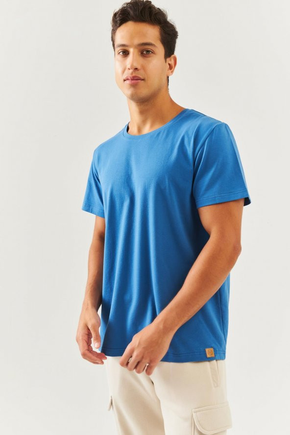 Mavi Oversize Rahat %100 Pamuklu Penye Bisiklet Yaka Kısa Kol Basic T-Shirt Classic Collection