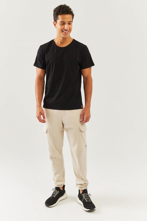 Siyah Oversize Rahat %100 Pamuklu Penye Bisiklet Yaka Kısa Kol Basic T-Shirt Classic Collection - 3