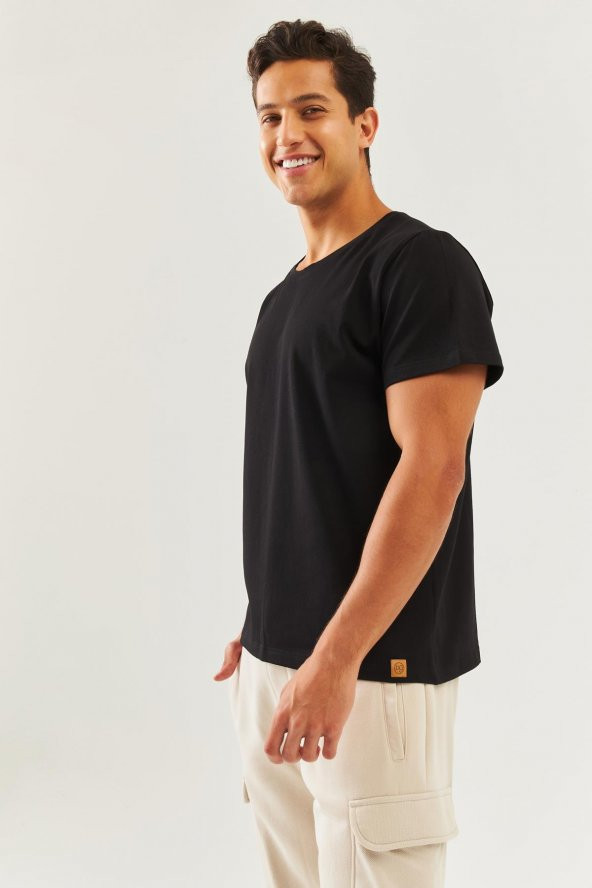 Siyah Oversize Rahat %100 Pamuklu Penye Bisiklet Yaka Kısa Kol Basic T-Shirt Classic Collection - 4