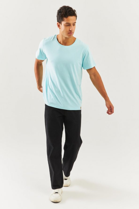 Buz Mavisi Oversize Rahat %100 Pamuklu Penye Bisiklet Yaka Kısa Kol Basic T-Shirt Trendy Collection - 2