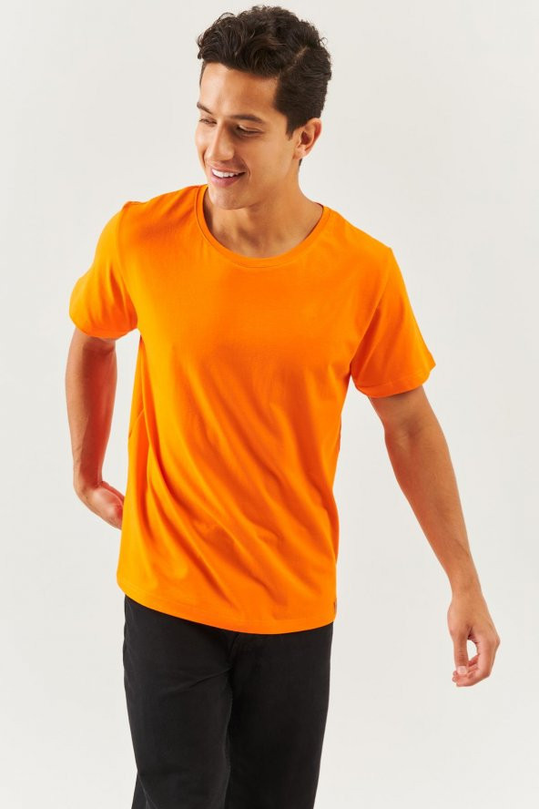Turuncu Oversize Rahat %100 Pamuklu Penye Bisiklet Yaka Kısa Kol Basic T-Shirt Trendy Collection - 2