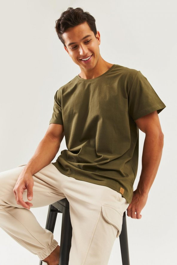 Haki Oversize Rahat %100 Pamuklu Penye Bisiklet Yaka Kısa Kol Basic T-Shirt  Classic Collection - 4