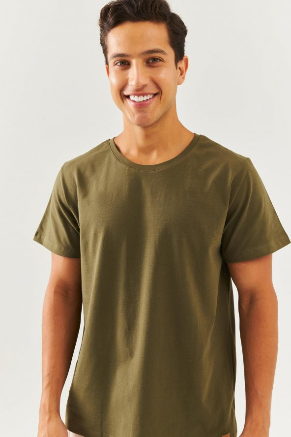 Haki Oversize Rahat %100 Pamuklu Penye Bisiklet Yaka Kısa Kol Basic T-Shirt  Classic Collection - 5