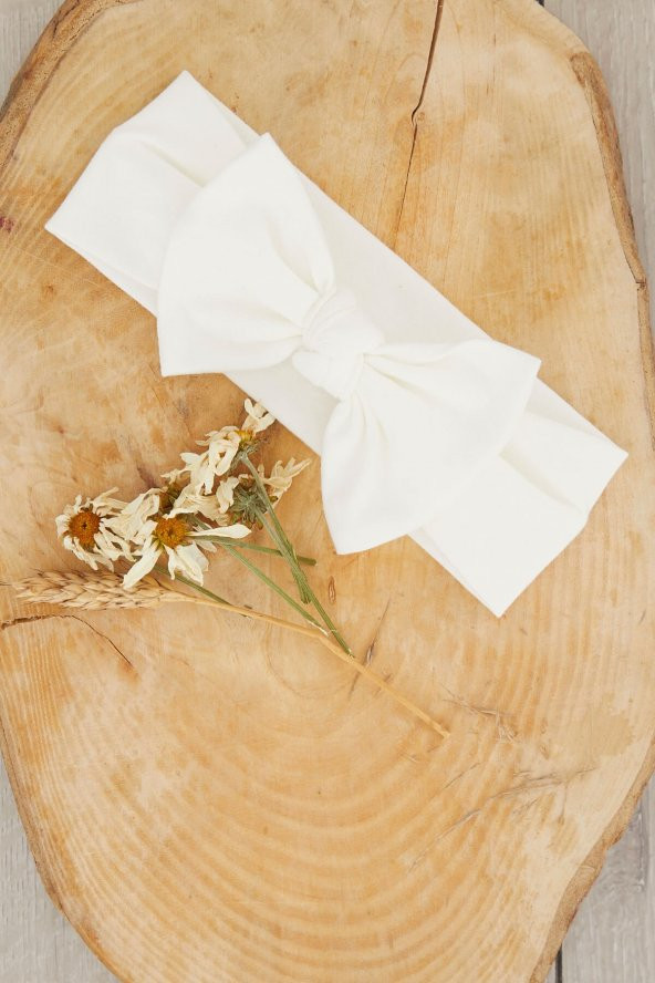 Beyaz El Yapımı Yumuşak Fiyonk Bağlamalı Doğal Pamuklu Penye Bebek Çocuk Kız Bandana ELİT SERİ ürün görseli 1