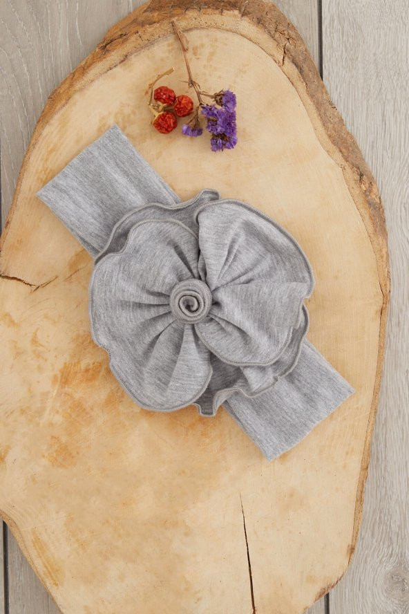 Gri El Yapımı Yumuşak Eşsiz Aksesuarlı Doğal Pamuklu Penye Bebek Çocuk Kız Bandana BAHAR SERİSİ