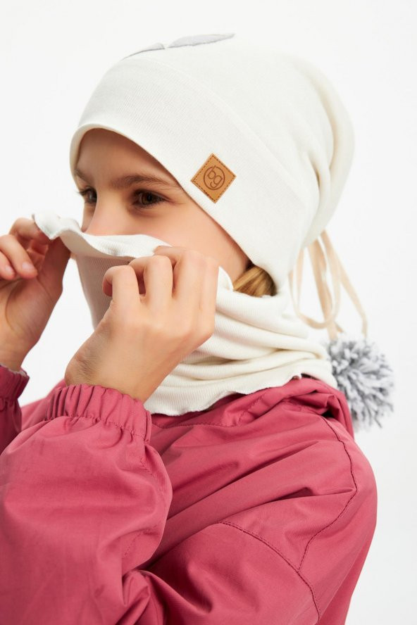 Beyaz Kız Bebek Çocuk Ponponlu Bere Boyunluk Set yumuşak çift katlı %100 doğal pamuklu - 3