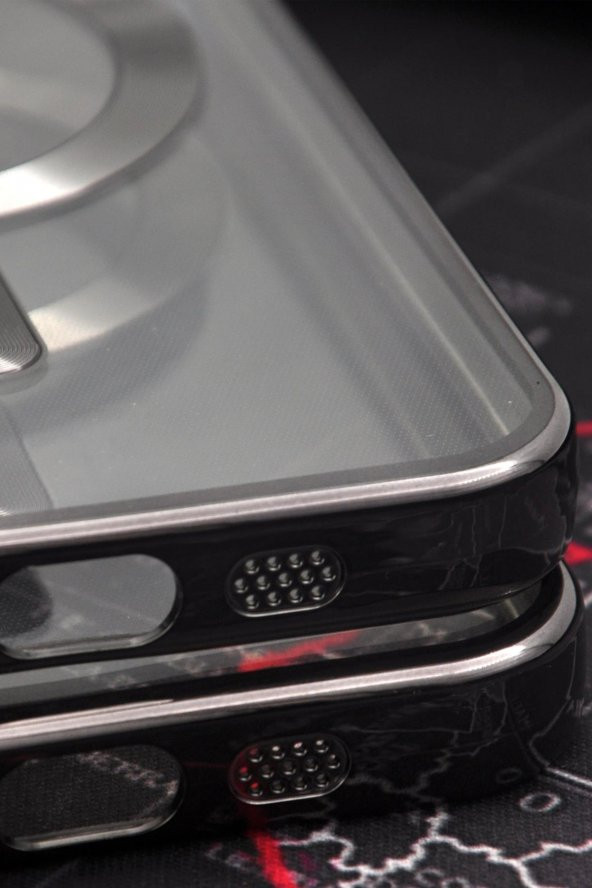 iPhone 14 Uyumlu MagSafe Özellikli Siyah Renkli Kenarlı Lazerli Şeffaf Kılıf Lens Korumalı - Resim 4