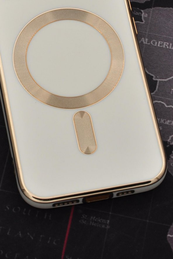 iPhone 13 Uyumlu MagSafe Özellikli Bej Renkli Lens Korumalı Kılıf - Resim 5