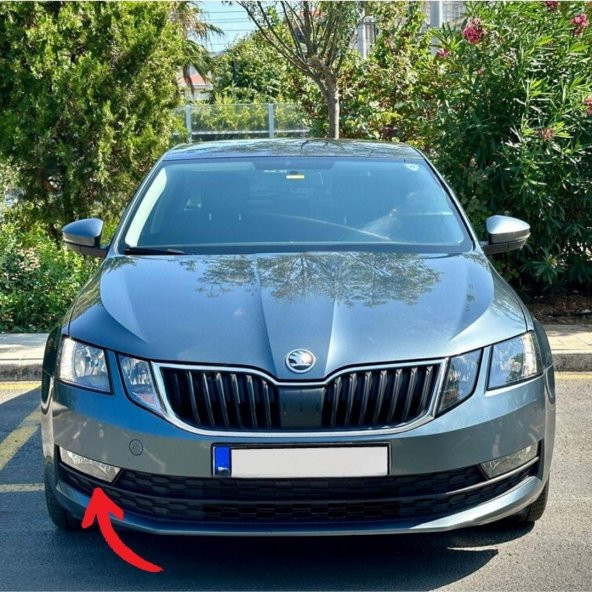 GKL Sağ Sis Farı Çerçevesi Kapağı Skoda Octavia 2018-2020 5E0807682F