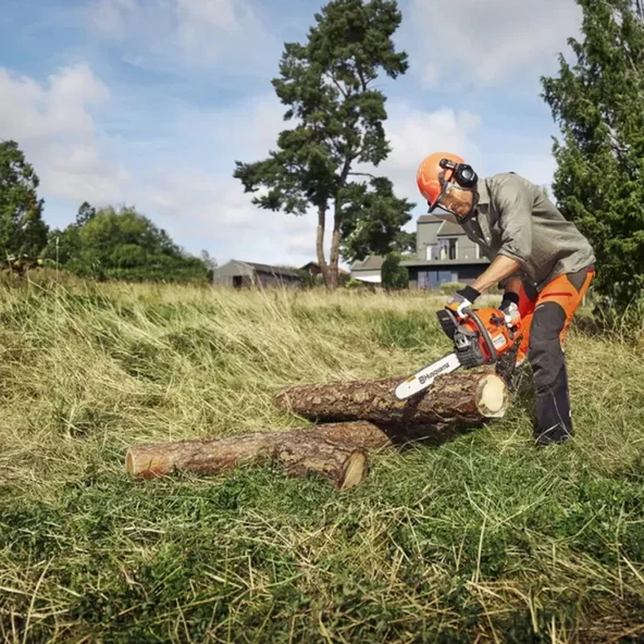 Husqvarna 445 Motorlu Ağaç Kesme Testeresi 2.8 Hp - 3