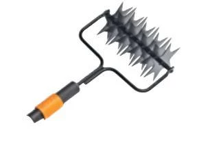 Fiskars Quickfit Çim Havalandırıcı El Çapası 1000689