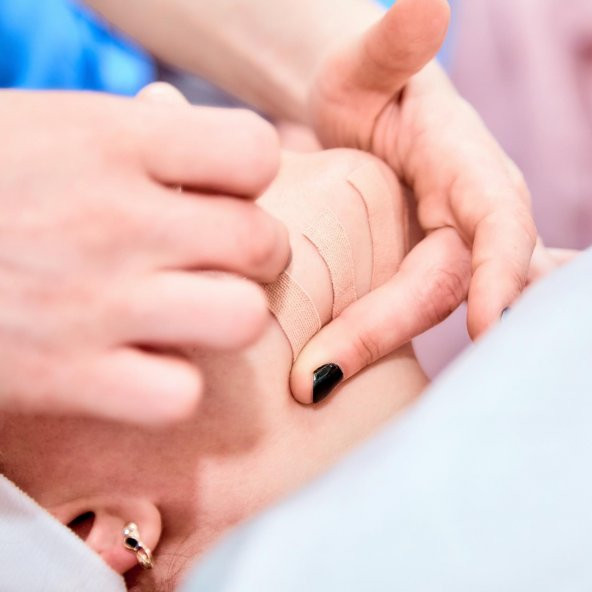 Face Tape Yüz Kinesiotape Bandı 1 Kutu - 2