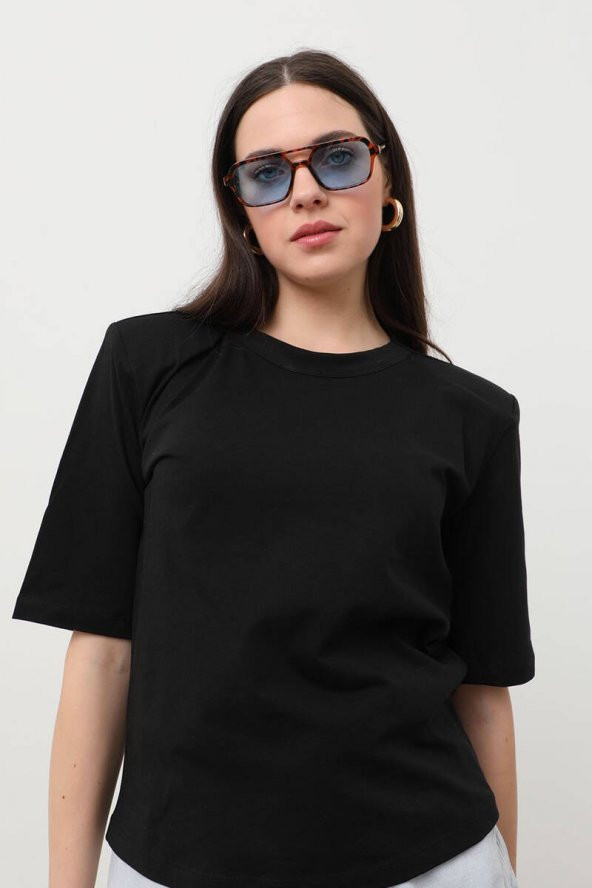 Kadın Vatkalı Basic T-Shirt Siyah