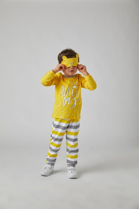 Erkek Çocuk Pijama Takımı