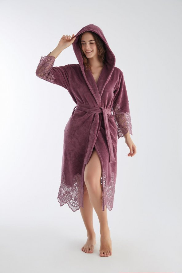 Dantelli Uzun Kapüşonlu Triga Bambu Cotton Bayan Bornoz ürün görseli