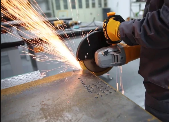 Ingco Ag24008e Elektrikli Taşlama Makinesi 230 Mm - 2