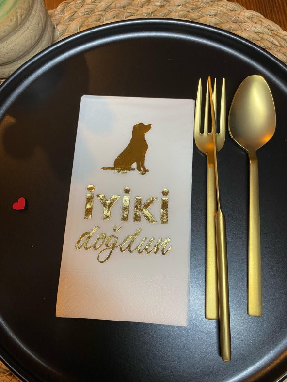 Gold Yaldızlı Beyaz Köpek İyi Ki Doğdun Garson Katlama Peçete 16 lı
