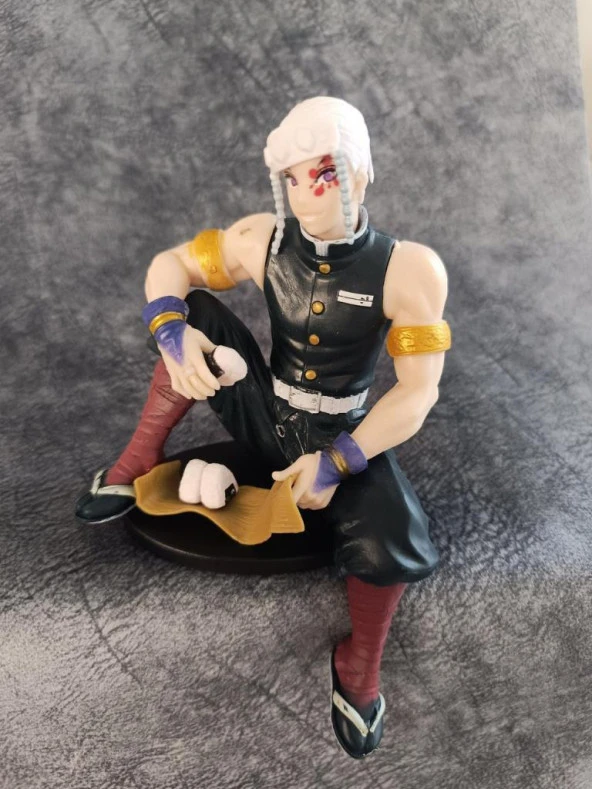 Anime Demon Slayer Tengen Uzui 17 cm Oturan Karakter Figür Oyuncak Biblo - 10