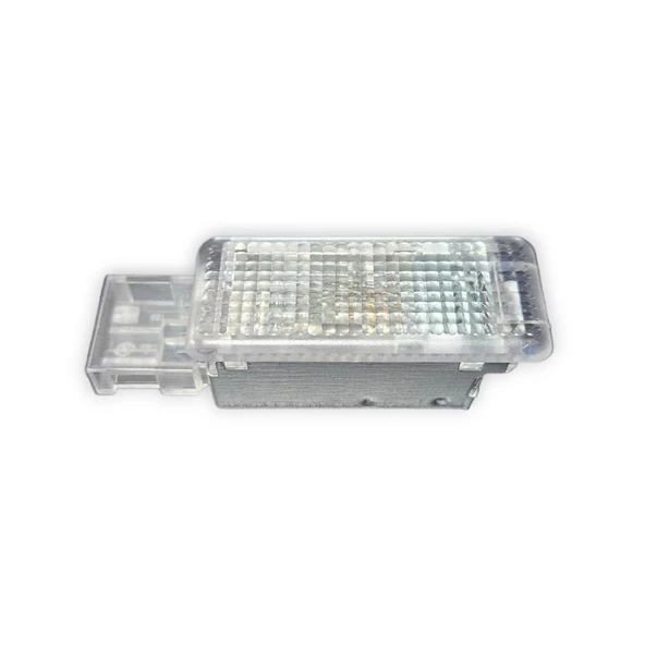 VW Golf 6 2009-2012 Ayak Aydınlatma Lambası 7L0947415