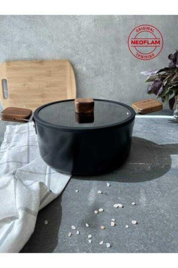 NEOFLAM BIEN ALÜMİNYUM DÖKÜM TENCERE SİYAH 20 CM - 7