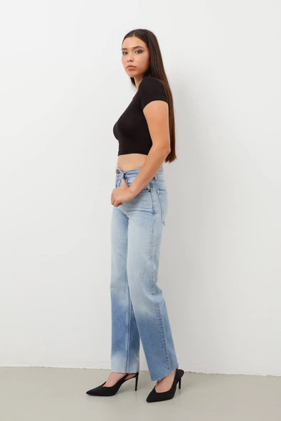 Kadın Paçası Kesik Straight Fit Jean Pantolon - 3
