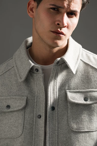 Regular Fit Yakalı Yan Ve Kapak Cepli Astarlı Çıt Çıt Kapamalı Kaşmir Erkek Mont - 12