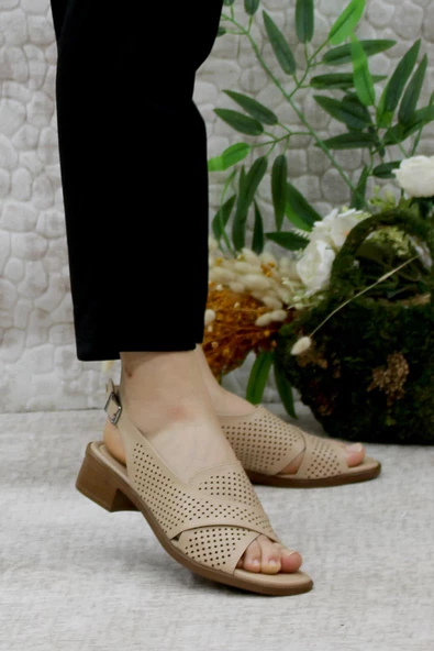 Mehmet Mete 013 Fashion Rahat Esnek Kadın Sandalet