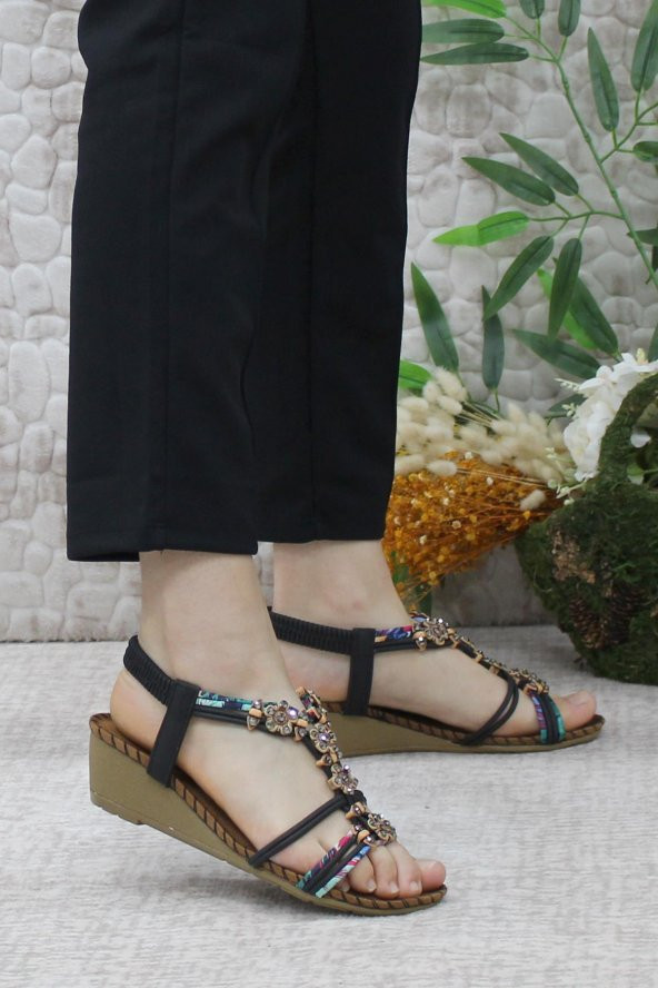 Guja 23Y151-16 Anatomik Rahat Dolgu Taban Boncuklu Kadın Sandalet - Resim 2