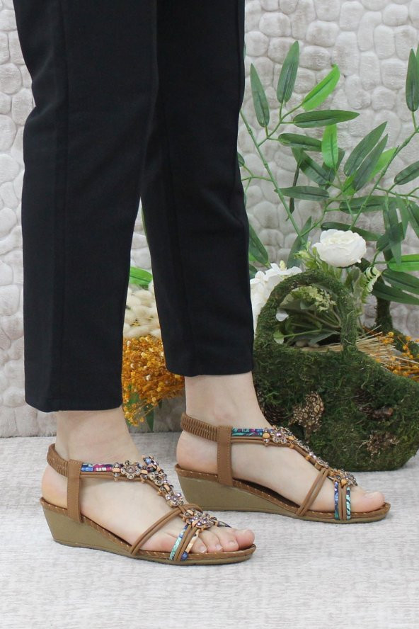 Guja 23Y151-16 Anatomik Rahat Dolgu Taban Boncuklu Kadın Sandalet - Resim 8